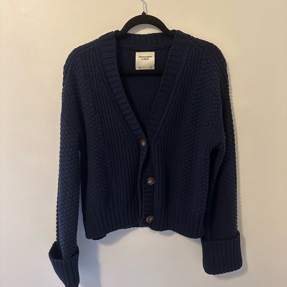 Abercrombie & Fitch Cotton Blend seed stitch cardigan, Navy, size small! - Picture 2 of 3